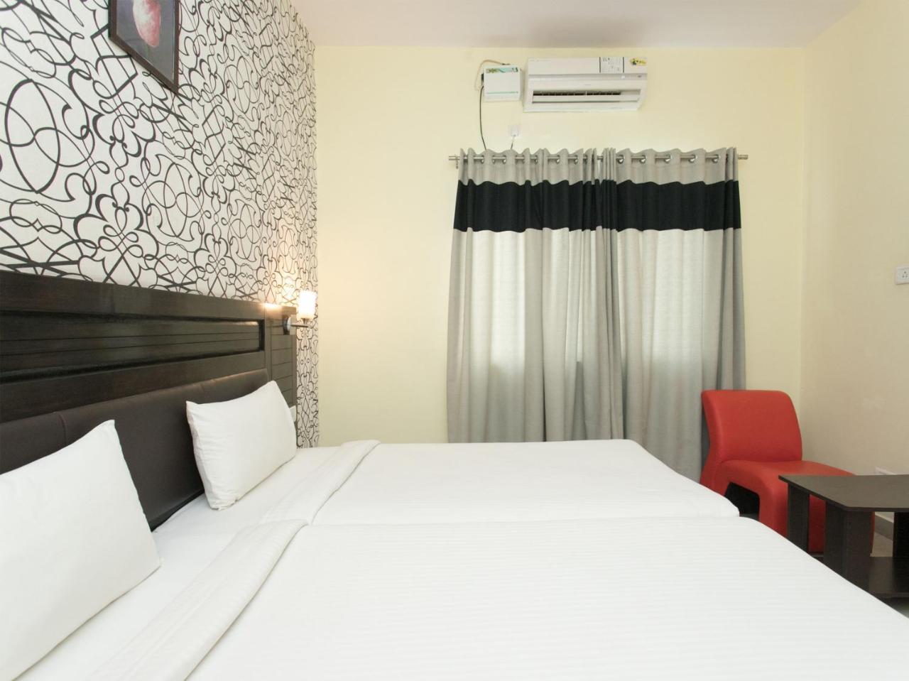 Oyo 10378 Hotel Hibiscus Mayflower Bengaluru Zewnętrze zdjęcie