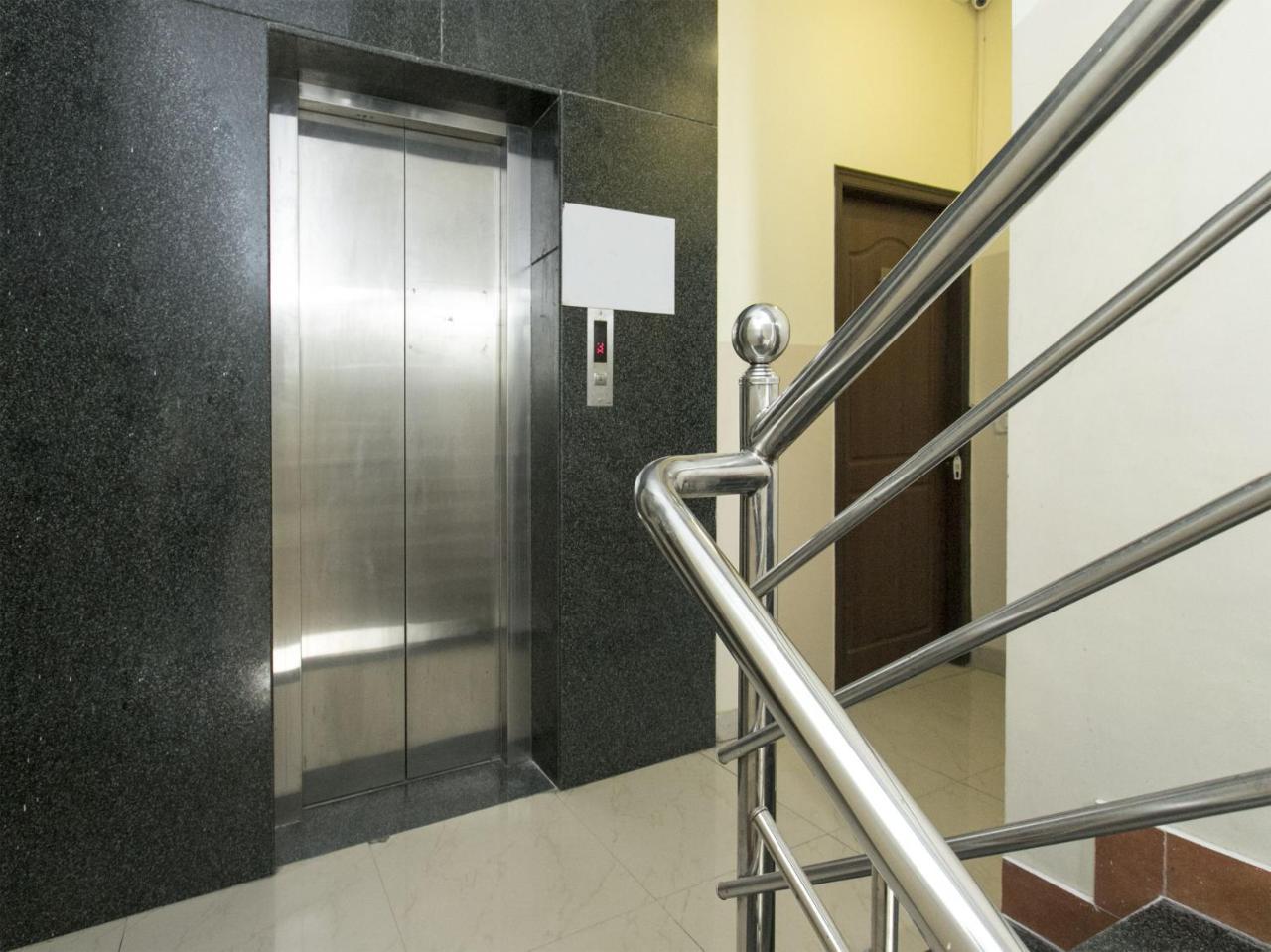 Oyo 10378 Hotel Hibiscus Mayflower Bengaluru Zewnętrze zdjęcie