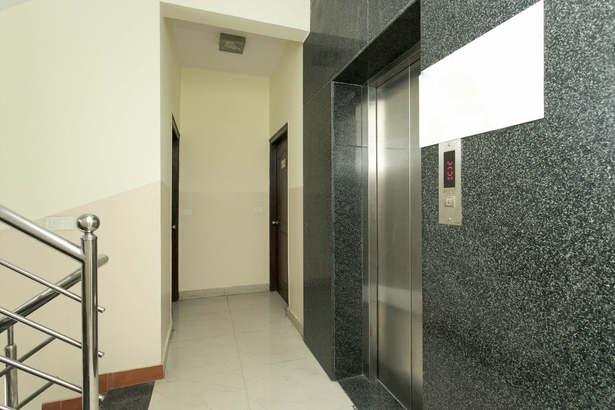 Oyo 10378 Hotel Hibiscus Mayflower Bengaluru Zewnętrze zdjęcie