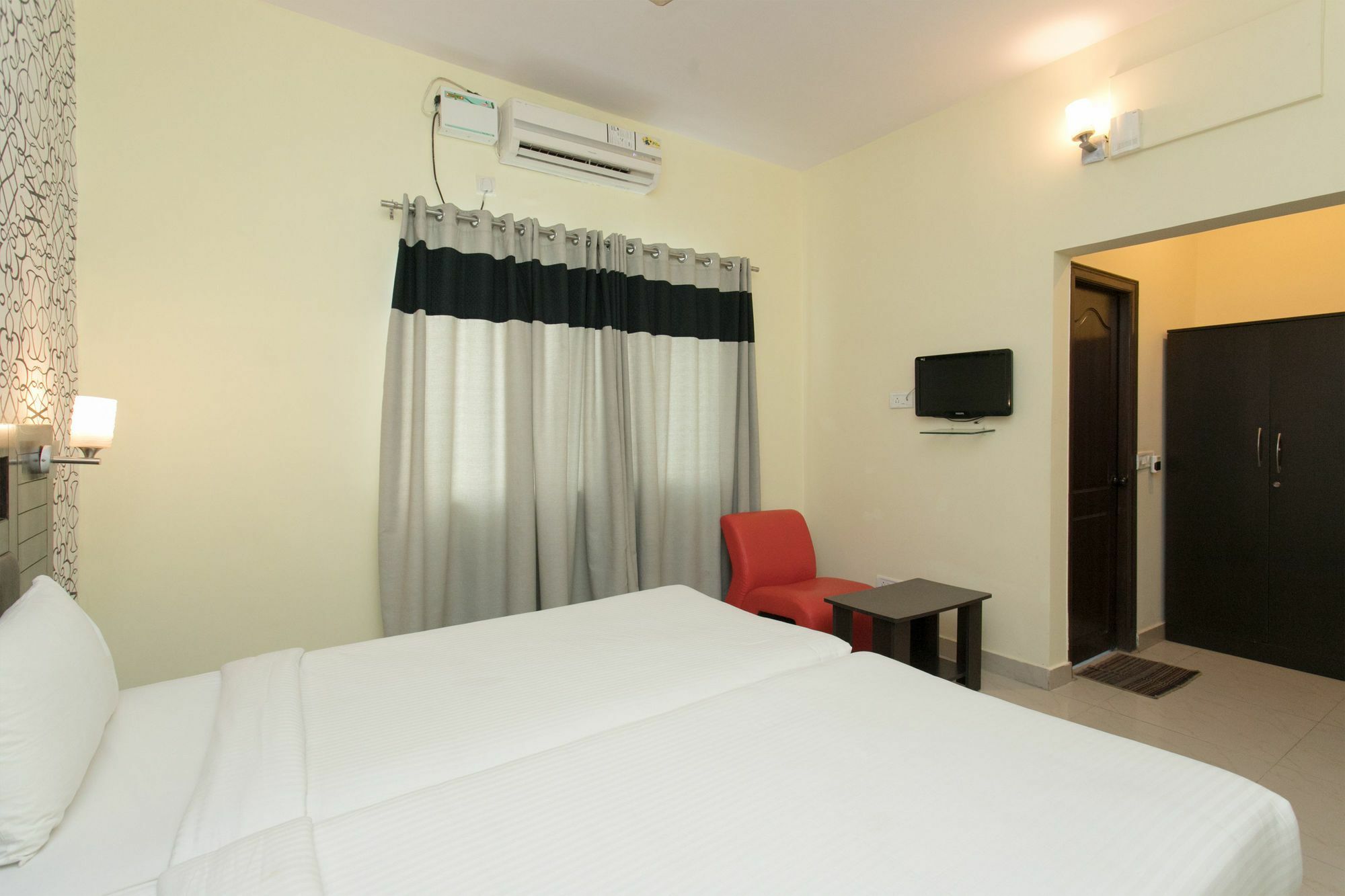 Oyo 10378 Hotel Hibiscus Mayflower Bengaluru Zewnętrze zdjęcie